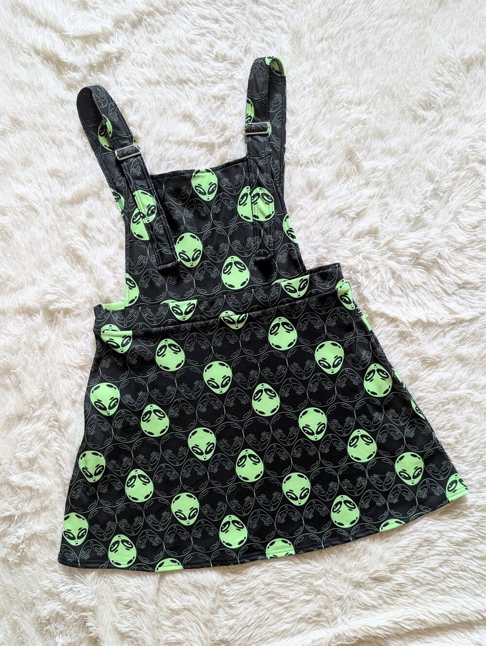 Blackmilk Little Green Men A Line Alien Apron Punk Pinafore Overall Dress XL - Picture 3 of 9